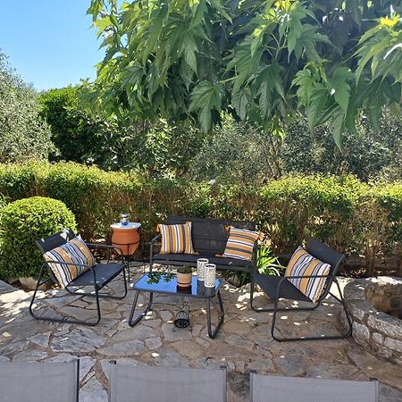 Ideal Home Near The Beach Gythio Bagian luar foto