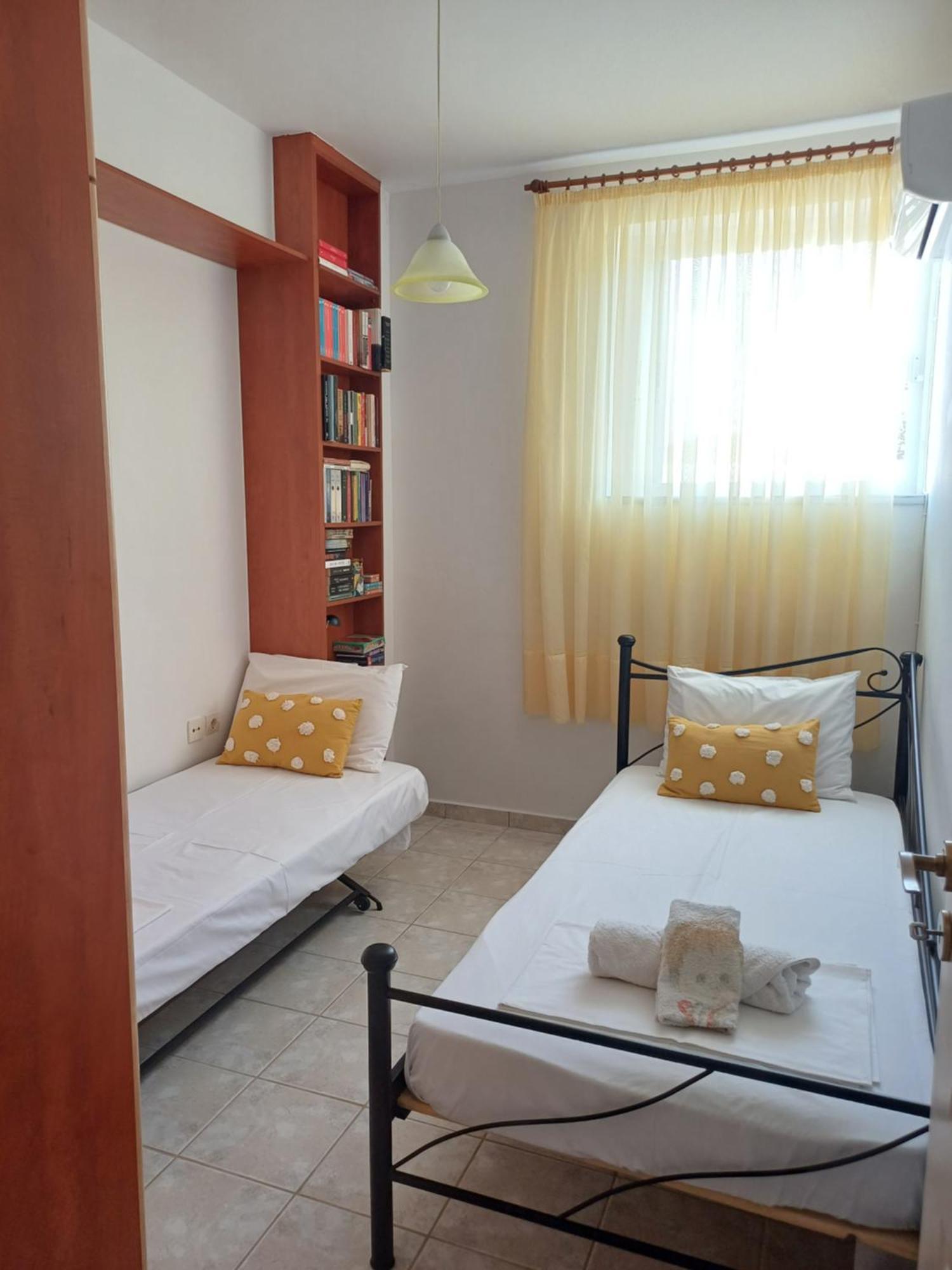 Ideal Home Near The Beach Gythio Bagian luar foto