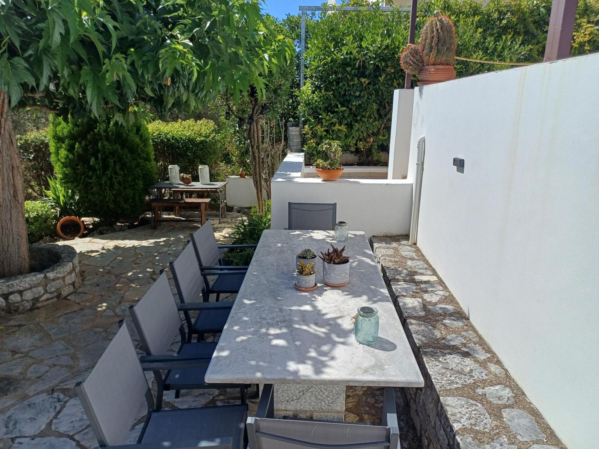 Ideal Home Near The Beach Gythio Bagian luar foto